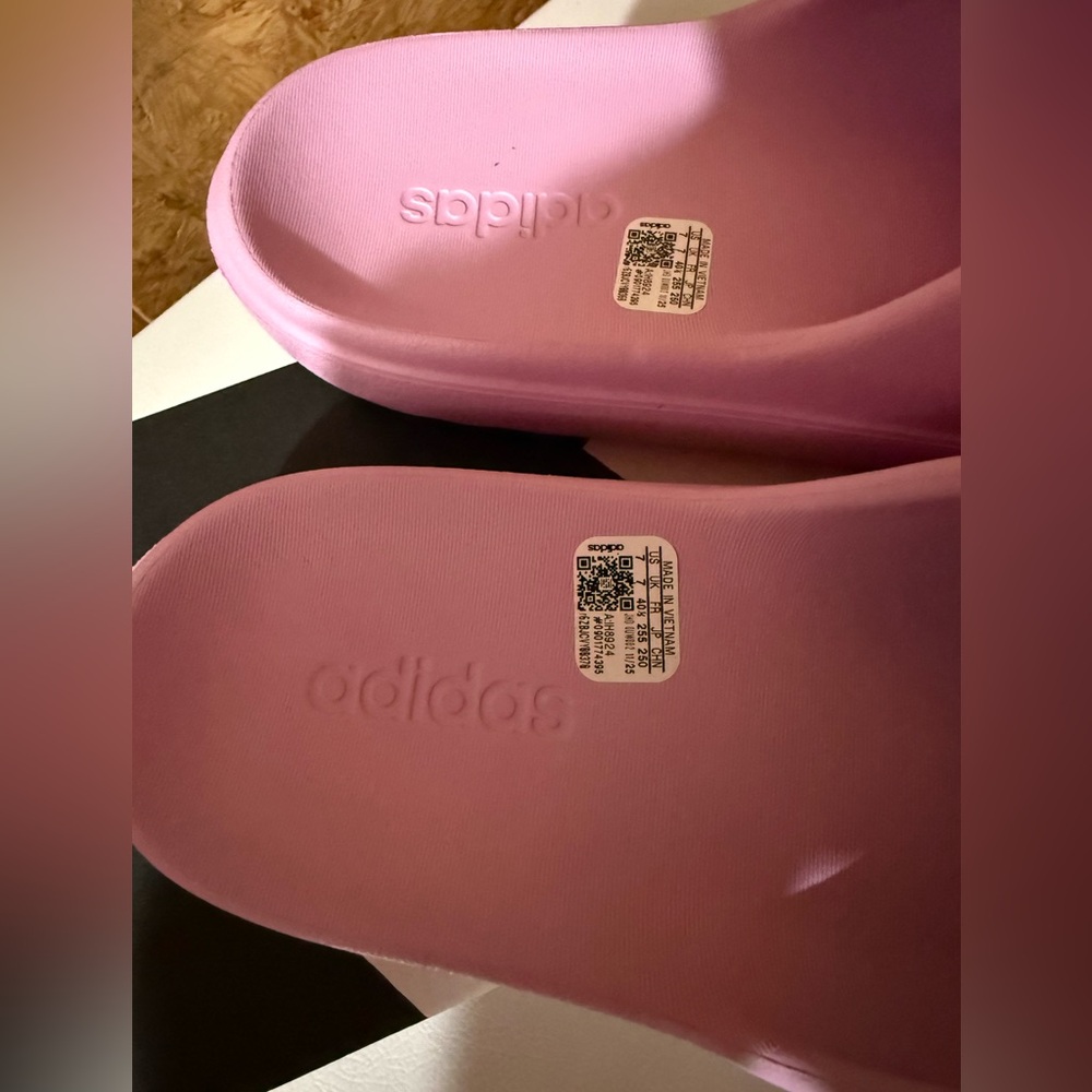 Adidas Slides - Picture 3 of 5